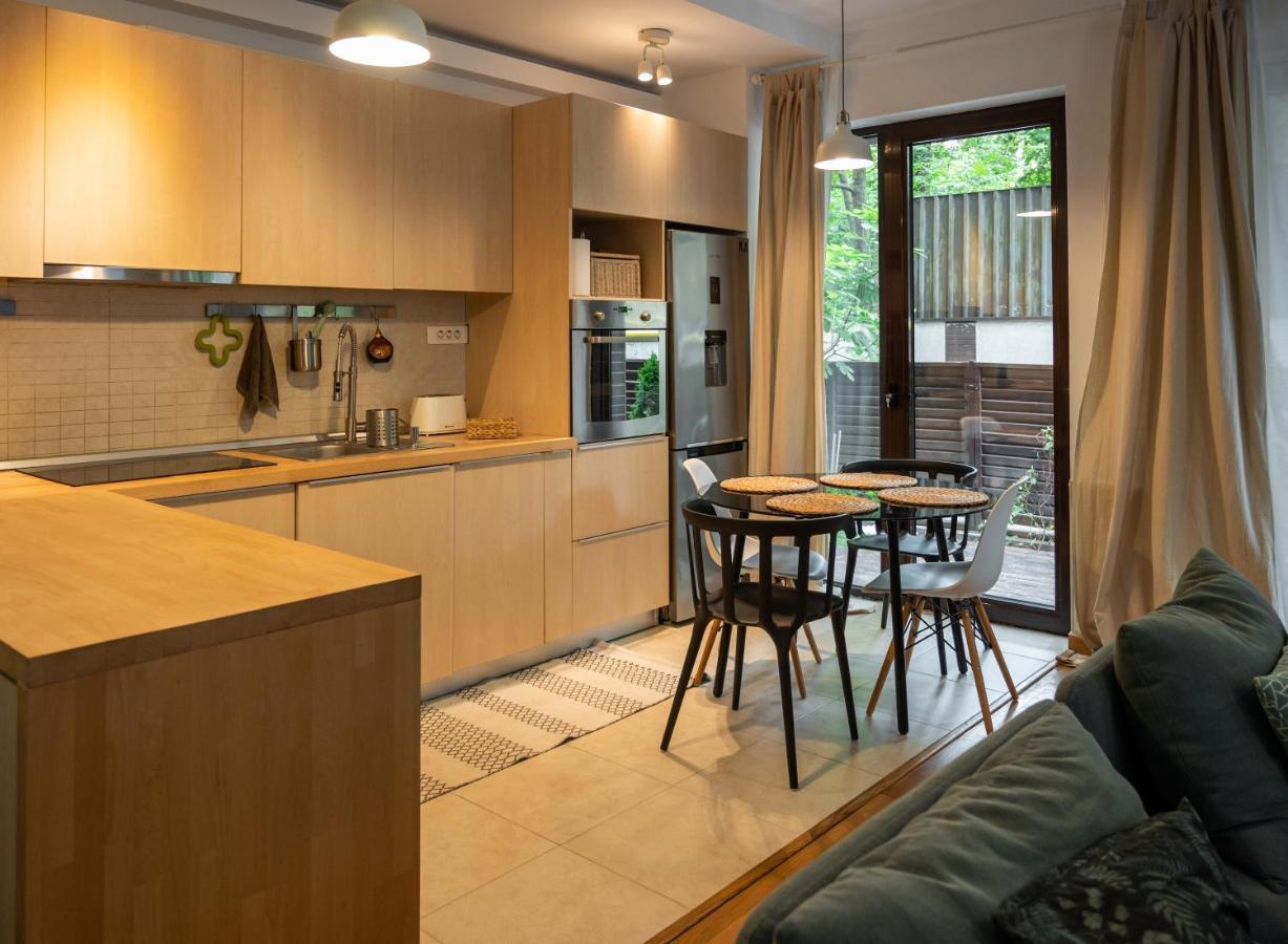 Green Corner Apartment ブカレスト エクステリア 写真